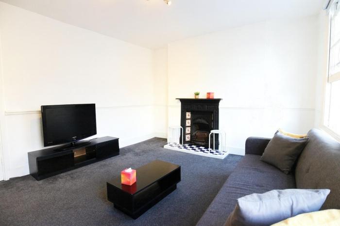 Charming 2 Bedroom Maisonette in the heart of Camden
