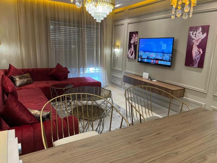 Modern apartment with pool view, Kech