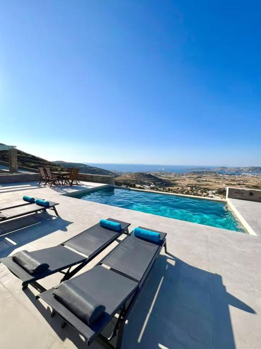 Villa House Theasis