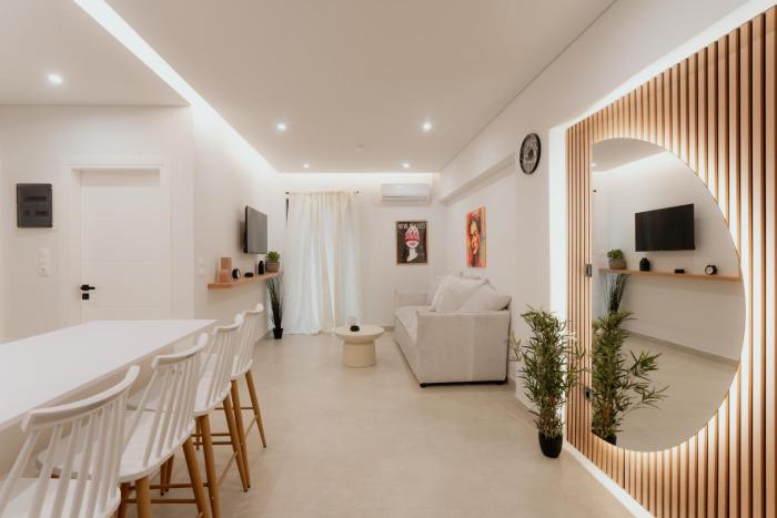 1BR Designer Suite Homey Feel Near Metro