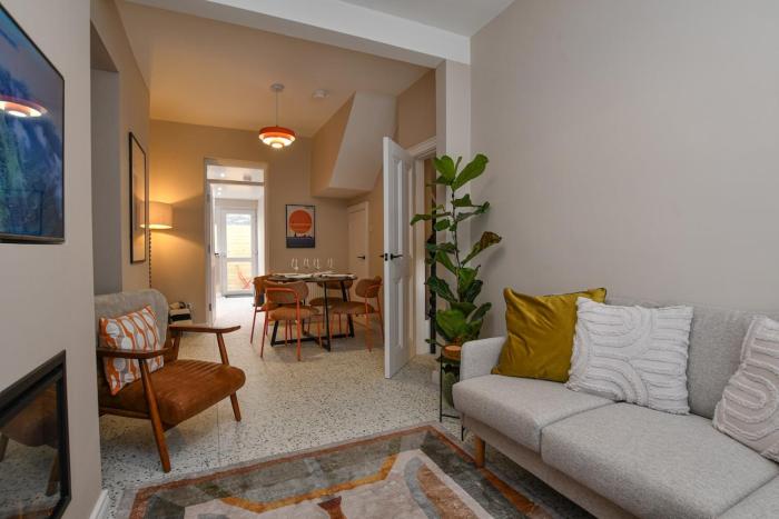 Stylish two bedroom house in the heart of Belfast