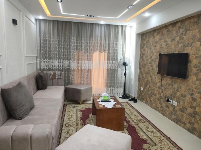 condo in October gardens