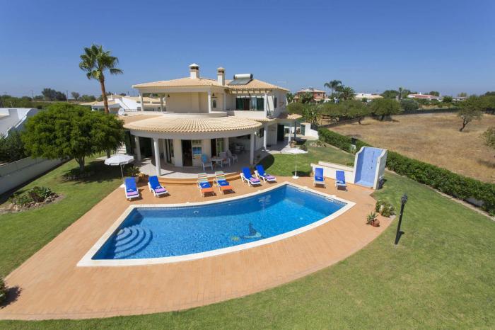 Villa Anthony by Villa Plus