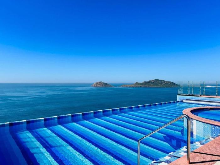 Alojamiento sobre el Malecon con Bonitas Vistas