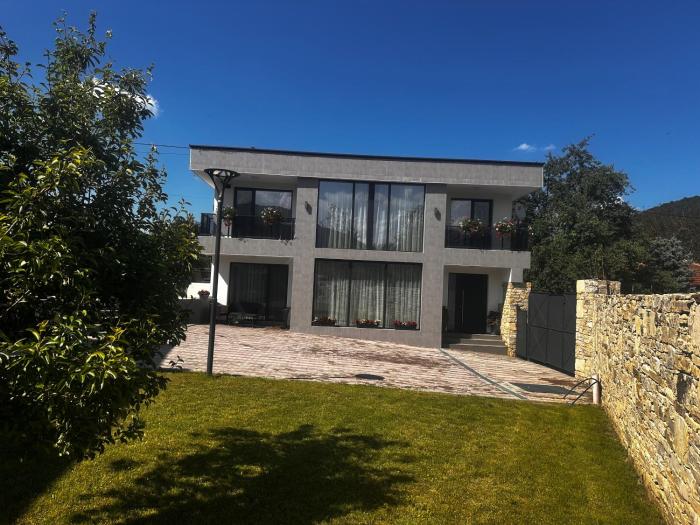 Бутикова къща Марая