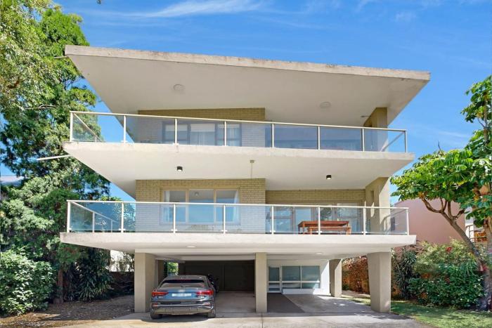 Harbour Side Retreat