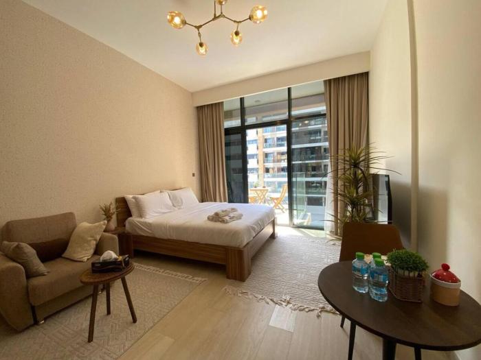 Stylish studio with Pool and Gym access.