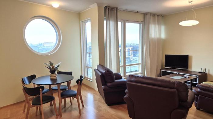 Apartment in Admirals House