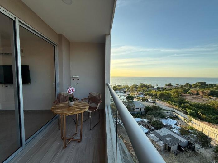 Peaceful Apt at Santa Marina building