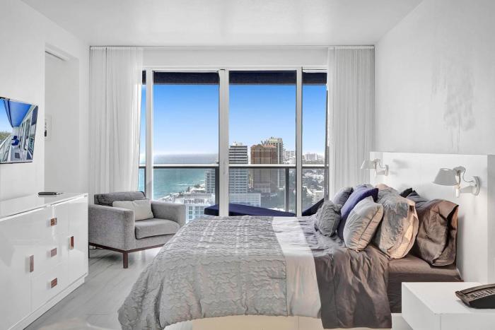 New Listing Sale! Premier Upgraded FLL 2BR Penthouse W Resort Unbeatable Views