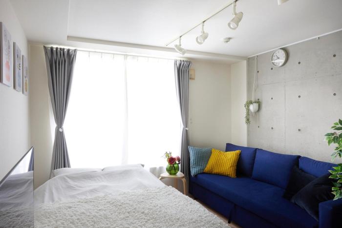 306 5 mins train to Roppongi , direct bus to Shibuya