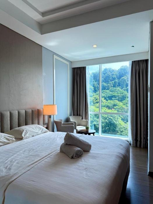 Panbil Residence Apartment with Forest and Lake View