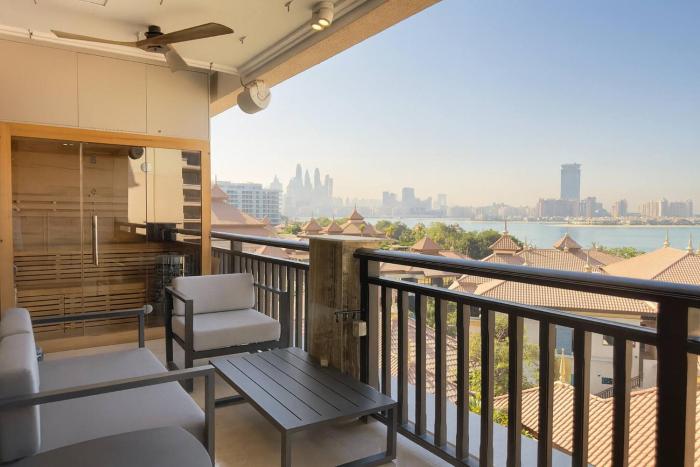 Unique Sea View 1BDR Apartment | Anantara Palm