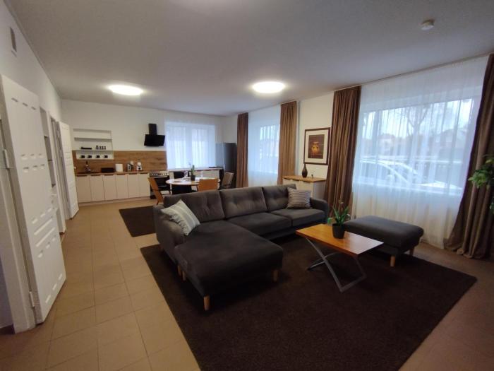 XXL apartamentai su nemokamu parkingu