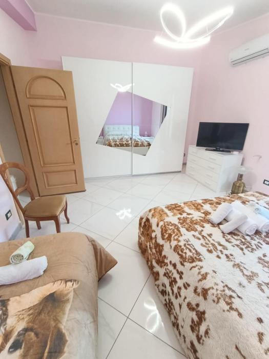 PERLA VERDE Rooms and parking