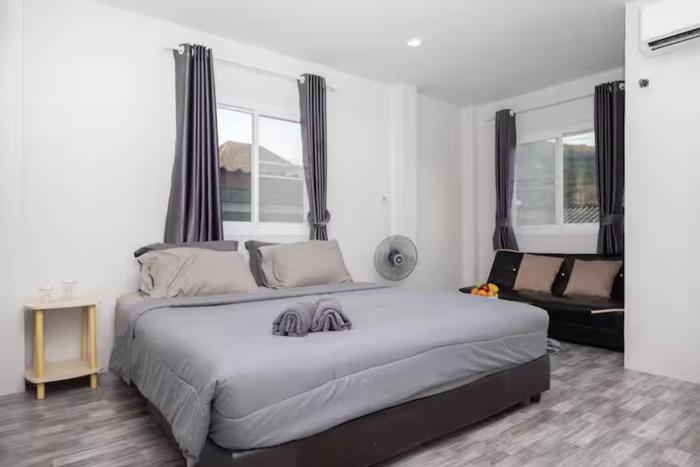 SIRI apartments Bangtao beach