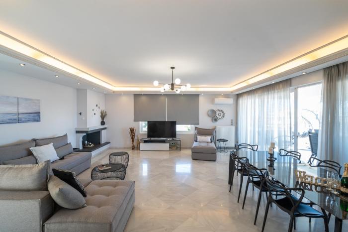 Luxury Apartment in Glyfada with Sea View