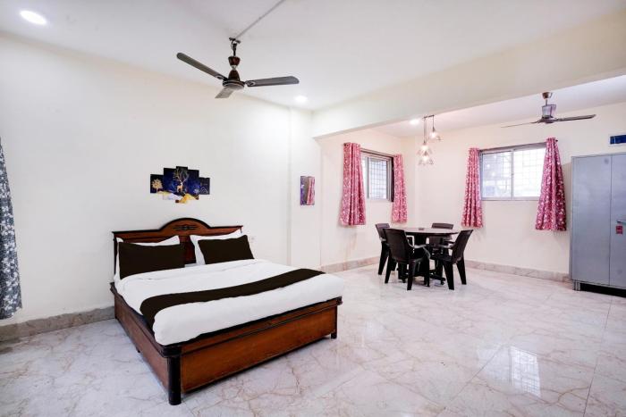 Via Moonlight Residency