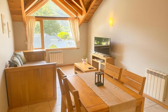 Departamento complejo del muelle, vista al lago lacar