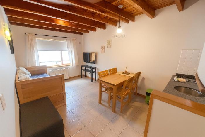 Departamento complejo roca, con Pileta, 209