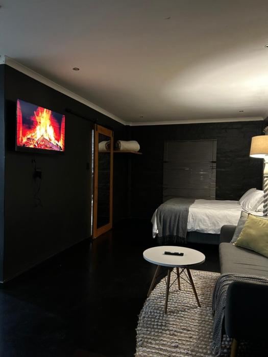 Kloof Blackwood Cottage Modern Studio