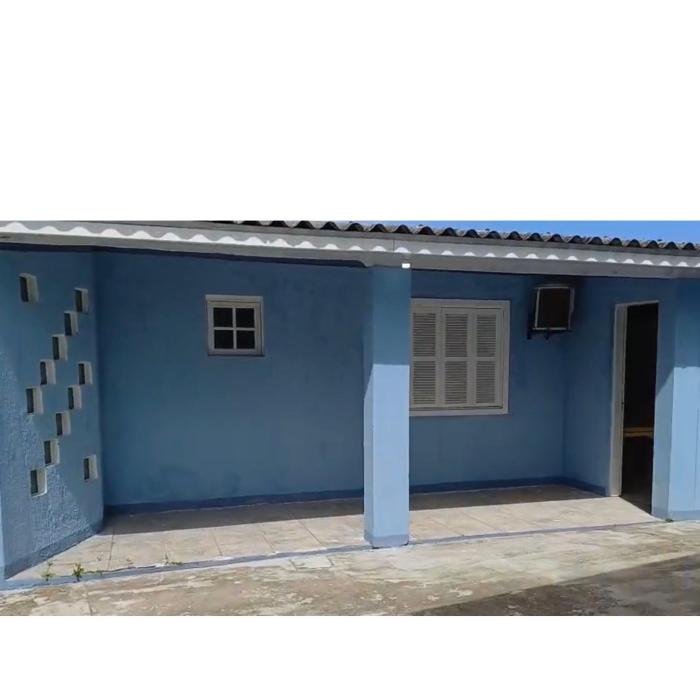 Casa de Praia da Zu com Pátio e Estacionamento