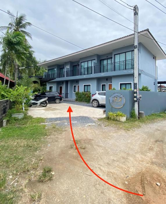 Lovely OPTIC apartments on Bang Tao Beach