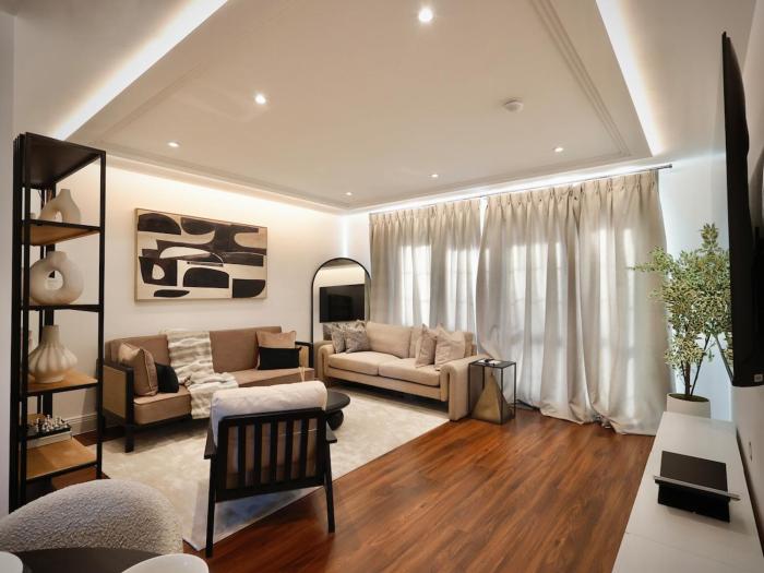 Premium 4BR I Near Golf Course I Fast Wi-Fi & Free Parking