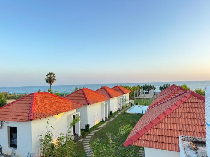 Road House Resort