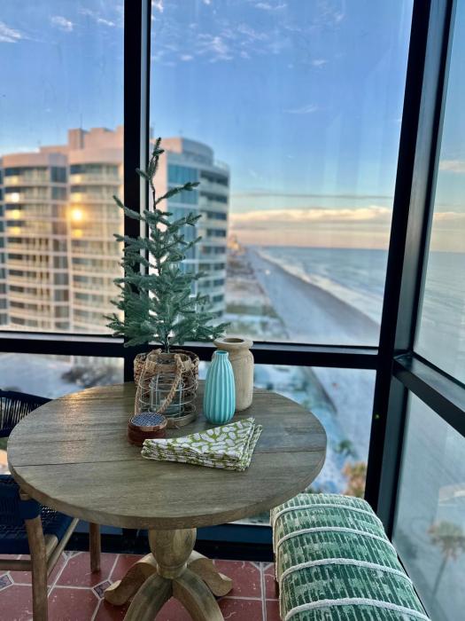 Daytona oceanfront two-bedroom suite