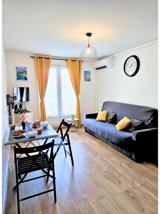 Port-Fréjus T2 Cosy, Plages & Base Nature, Parking