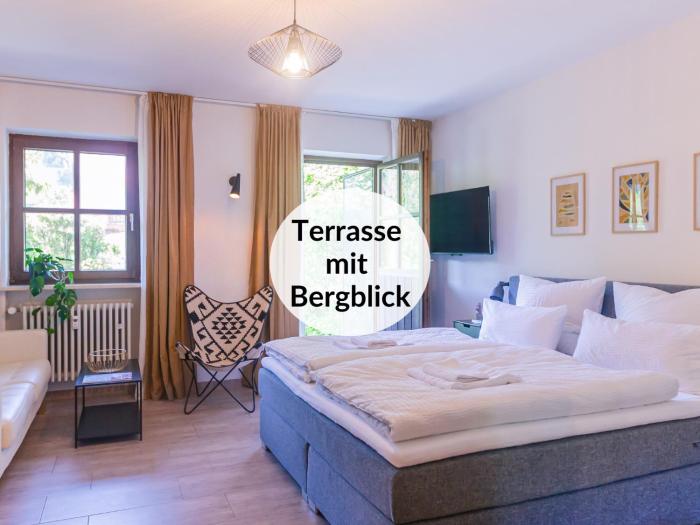 Ruhige Wohnung in den Bergen mit Terrasse