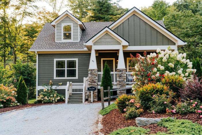 Olive Cottage Peaceful, Private Retreat