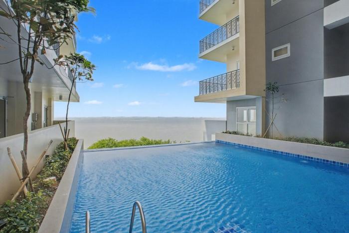 Lovely & Spacious 2BR Home near Solaire & Okada