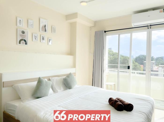 Couple Cozy Minimal Retreat at Nimman