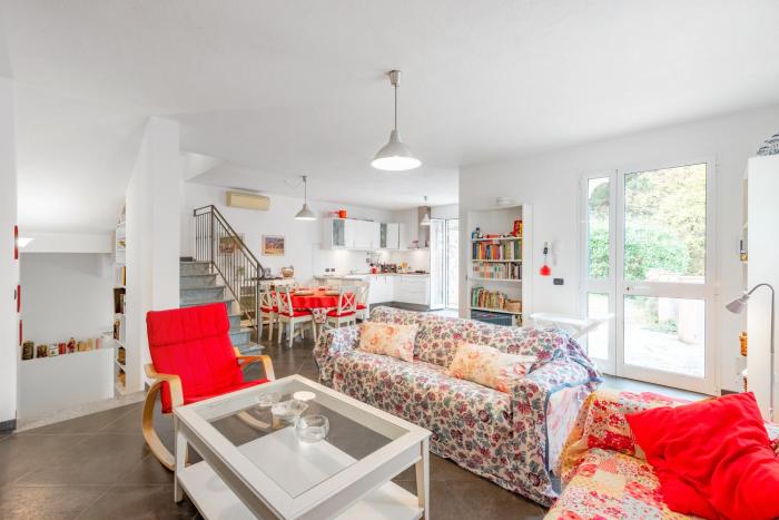 Moneglia Villa in A Quiet Place - Happy Rentals