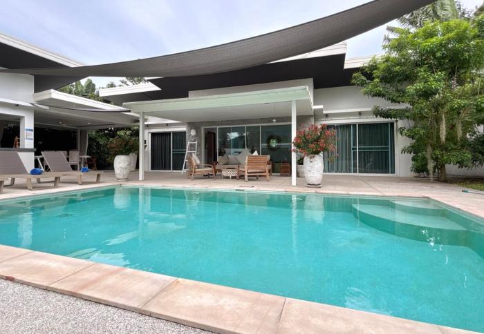 Tropical 3BR Private Pool Jungle Home Villa