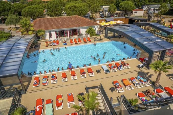 Camping 4 étoiles - Parc aquatique - ccbcag0