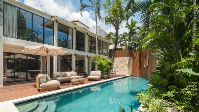 Villa Dreamora by Villa Finder