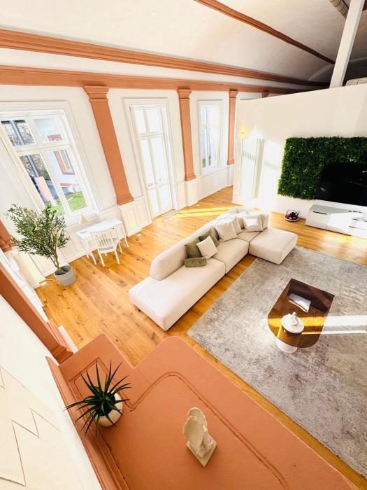 NIRO I Exklusive Residenz - Historischer Ballsaal - Deluxe, Infrarotkabine, Pac-Man, Parkplatz, TV