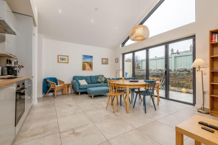 Tylosand, Allan Place No 8