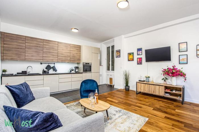 Urban Cocoon # Old Town & Beaches