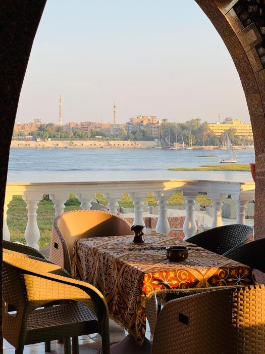 Villamaat Nile view