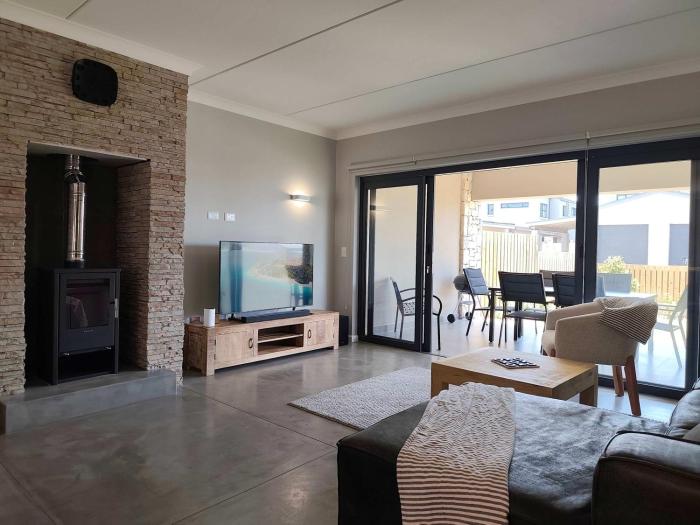 Langdown Loft - Central 3BD Townhouse