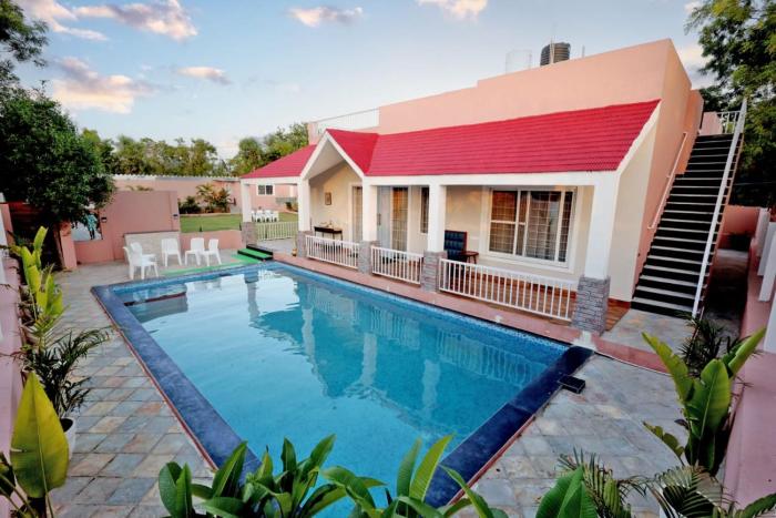 Aranya Villa -A Luxurious Boutique Staycation