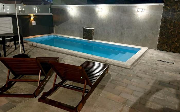 Casa NOVA com piscina privativa 500m da praia Pet Friendly