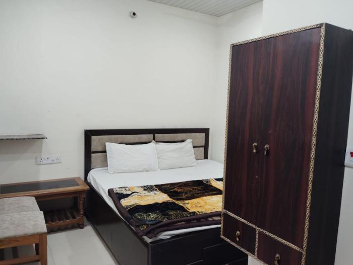 Ma Tulshi Geust House