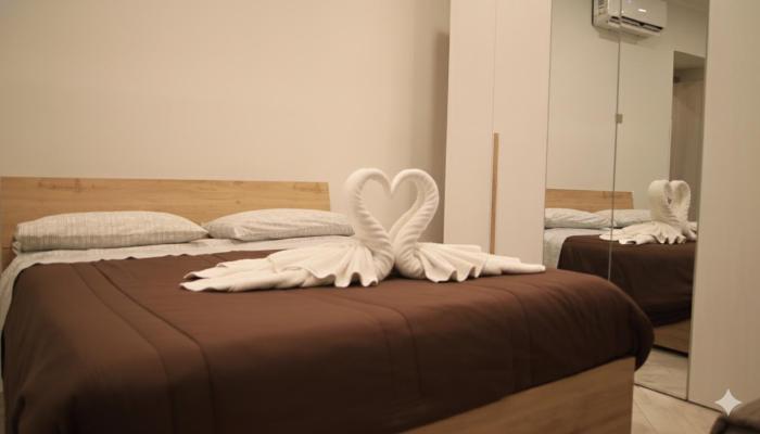 LUXURY BRILLIANT SISTERs