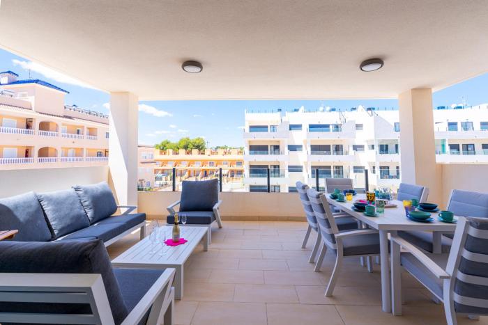 Appartement 3 chambres a Villamartin - Torrevieja - avec terrasse et piscine