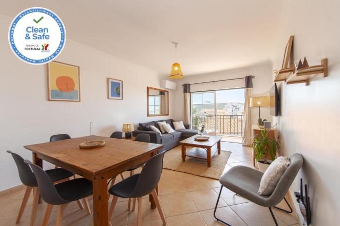 B73 - Luz Sun Holiday Apartment